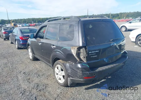 2010 Subaru Forester 2.5X Premium z USA, uszkodzony, nr VIN JF2SH6CC4AH734607